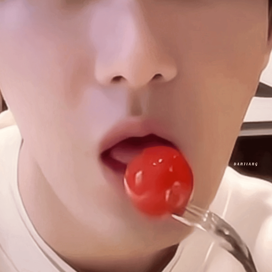 rpoxee.gif