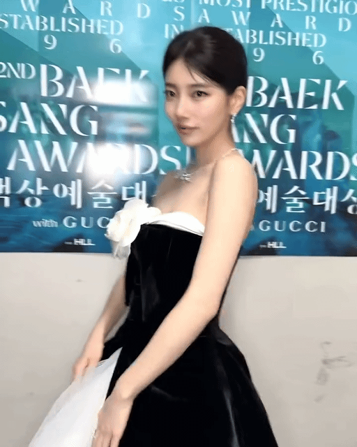 sXCKUn.gif
