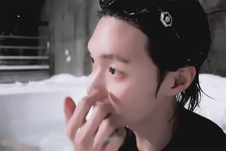 syuqFz.gif