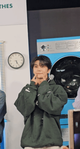 tNiVBR.gif