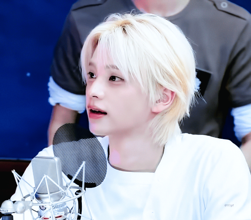uAuhUq.gif