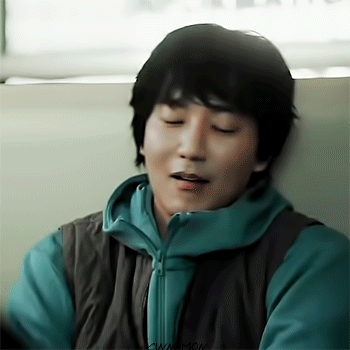 uKjjGR.gif