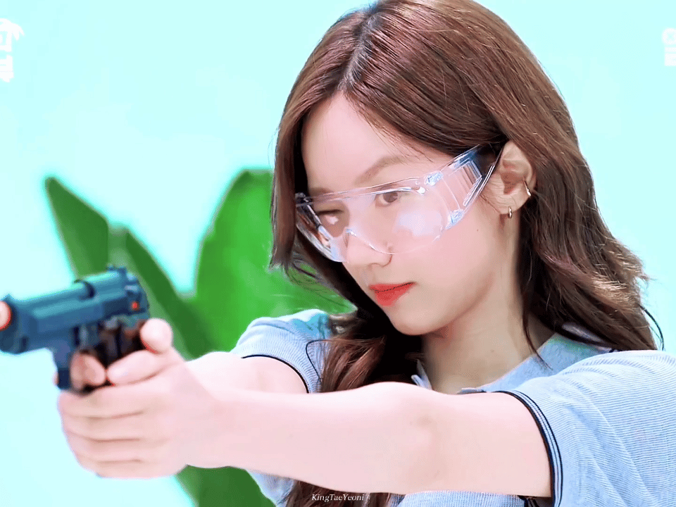 uLJJnp.gif