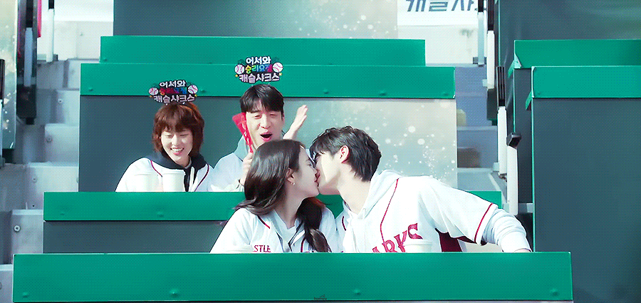 uVugHf.gif