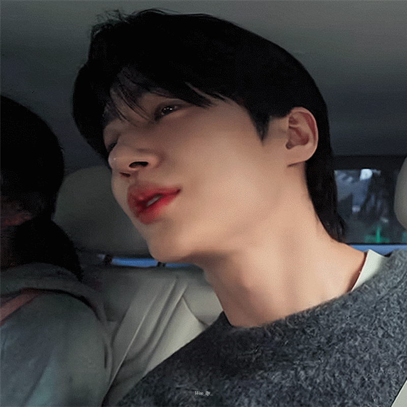 uZXfYi.gif
