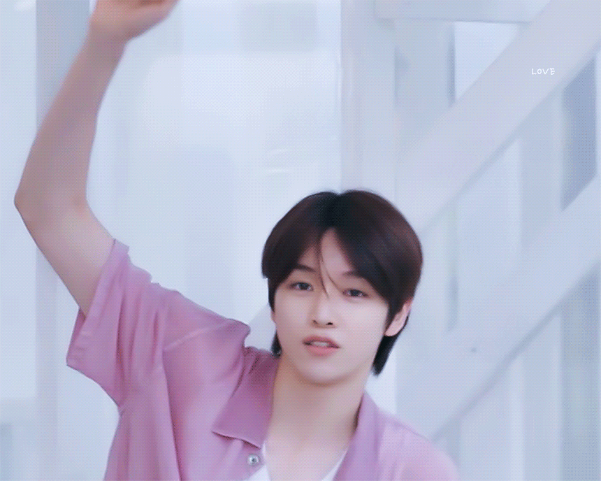 ueuYOS.gif