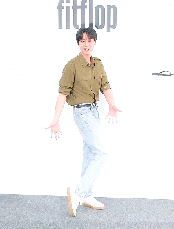 vDoMoM.gif