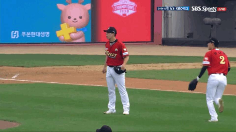 wuvwNr.gif