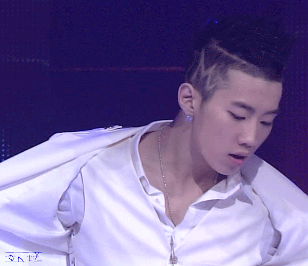 xhRXIq.gif
