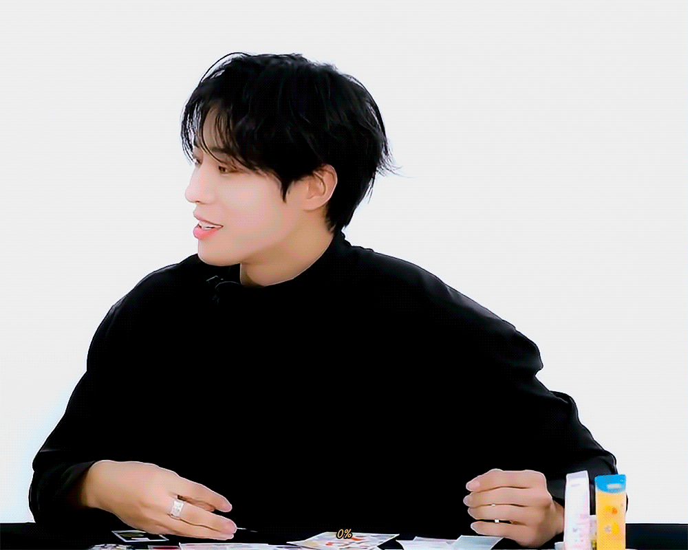 xkHxzK.gif