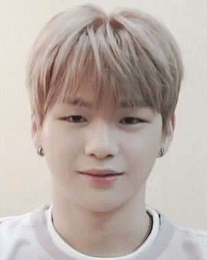 yEwmXJ.gif
