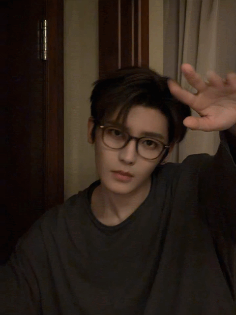 yZgJZc.gif