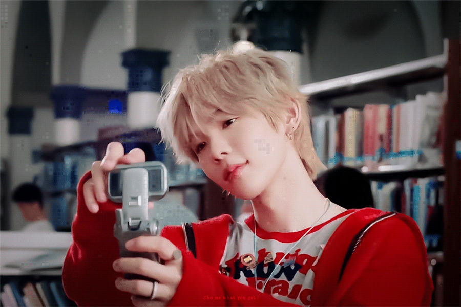 yoUhfg.gif