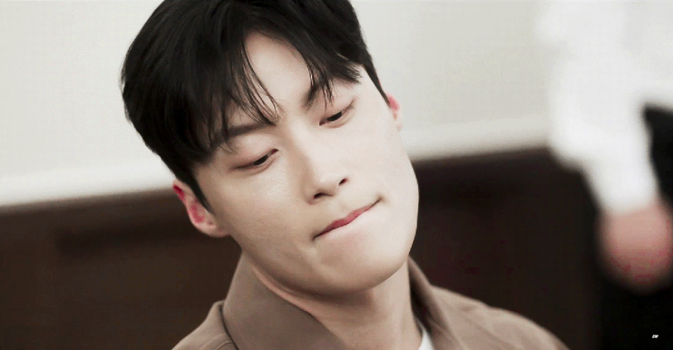 yueXvN.gif
