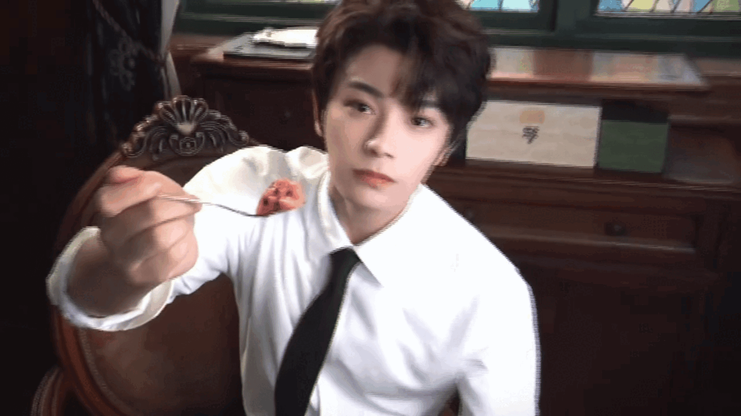 yzwMip.gif