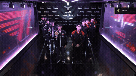 zzskTZ.gif